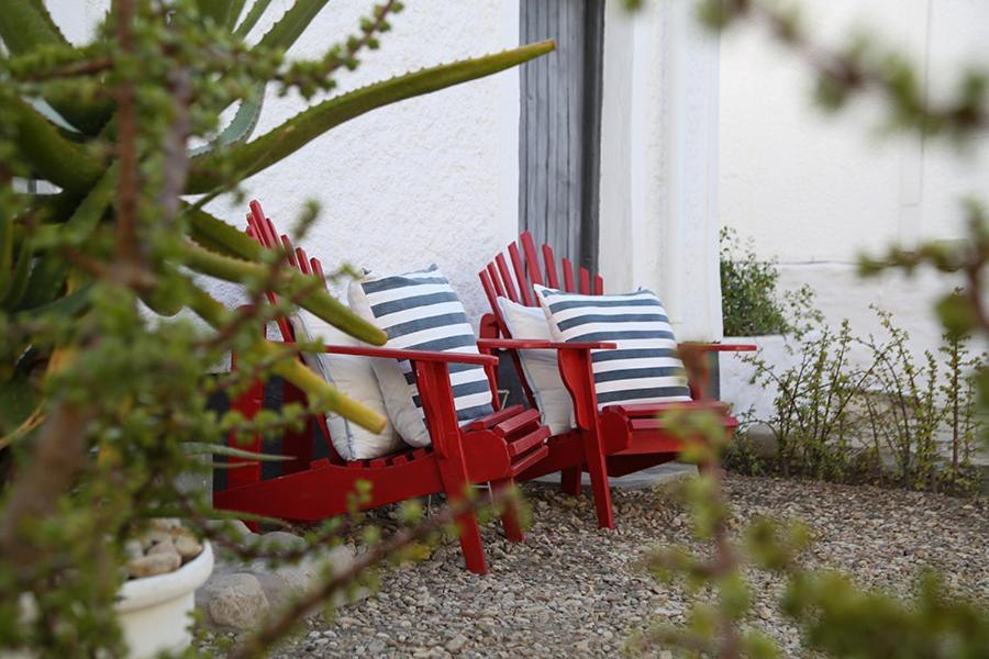 Dennehof Karoo Guesthouse Принс-Альберт Экстерьер фото